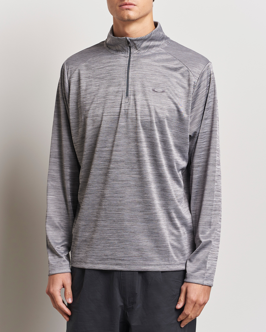 Homme |  | Oakley | Foundational 1/4 Zip Uniform