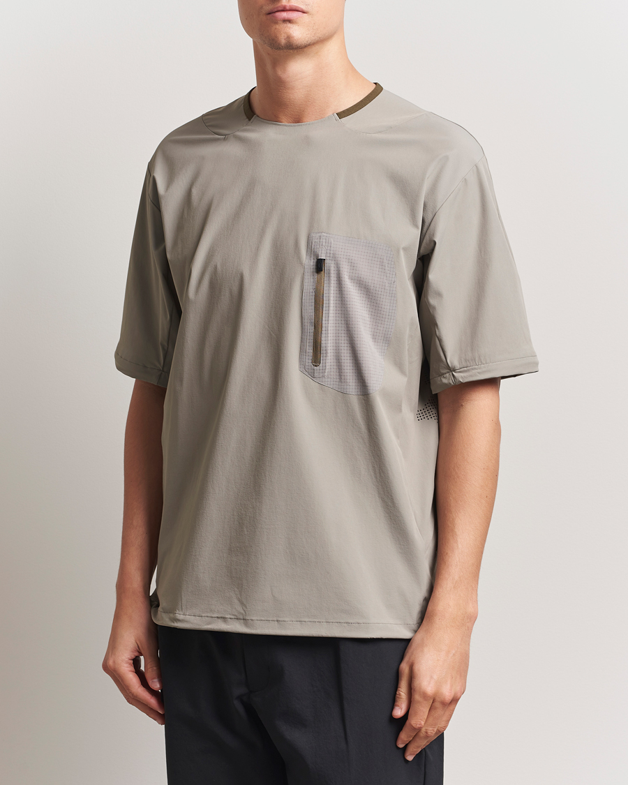 Homme | T-shirts | Oakley | Latitude Flight Convert Shell T-shirt Boulder Green