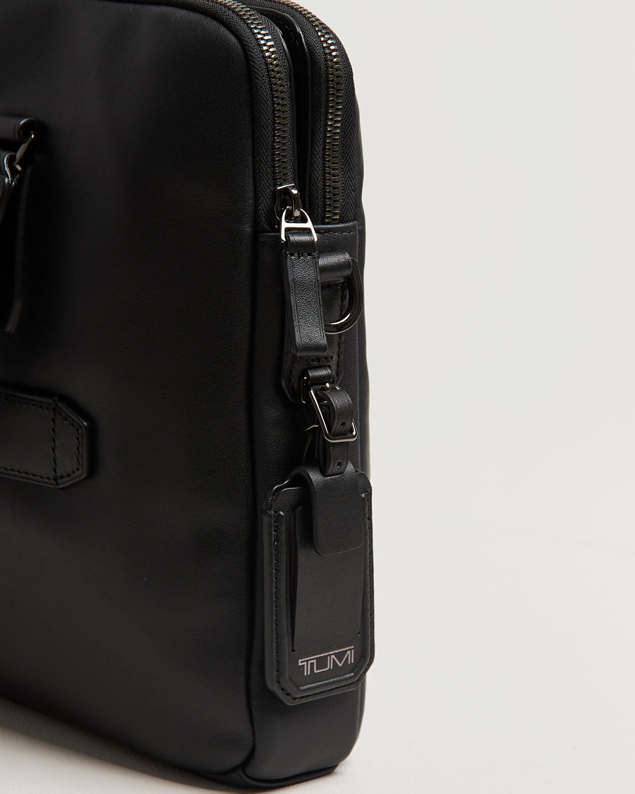 Homme | TUMI Harrison Sycamore Slim Leather Brief Black | TUMI | Harrison Sycamore Slim Leather Brief Black