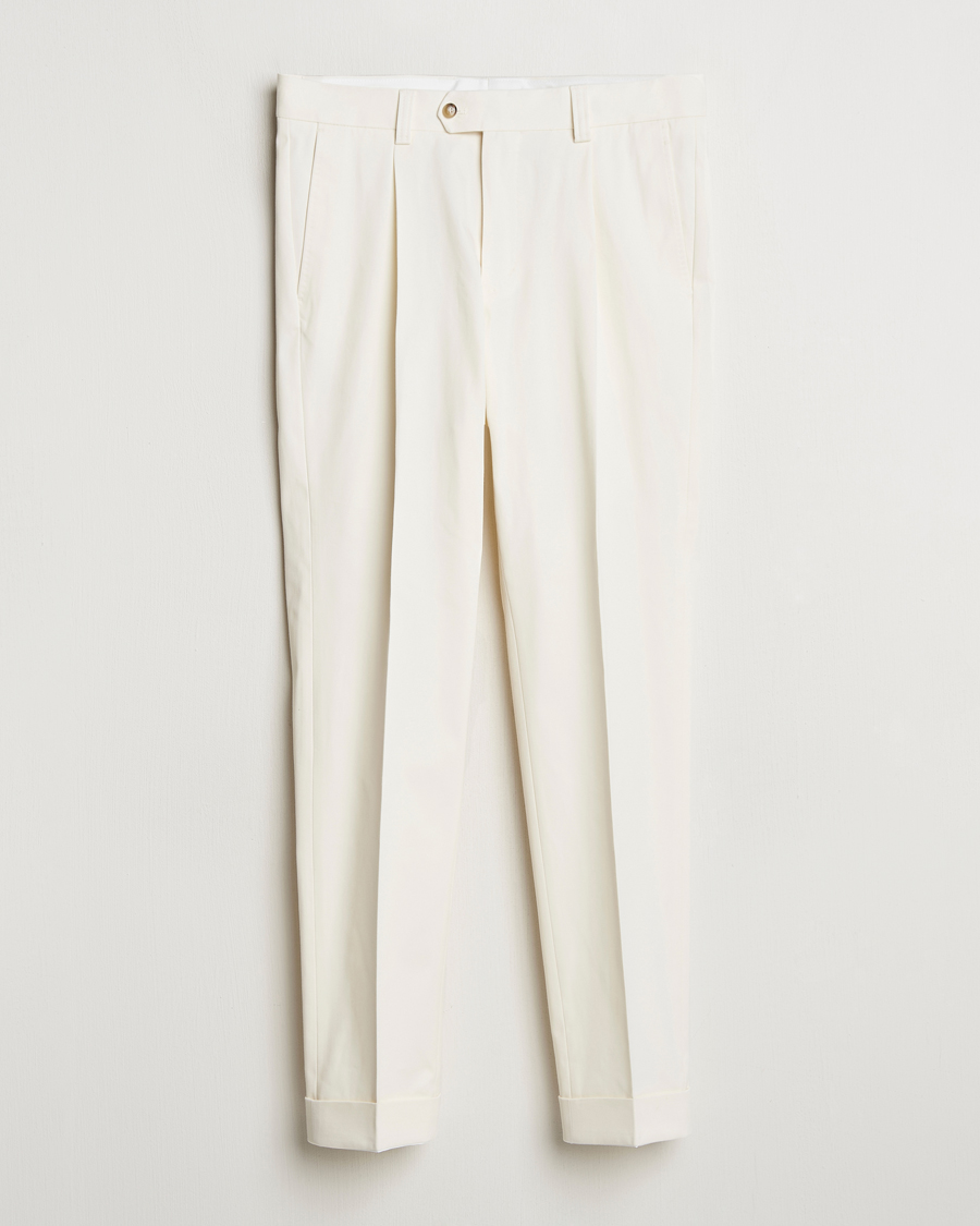 Homme | Pantalons | Tiger of Sweden | Tenuta Pleated Cotton Trousers Soft White