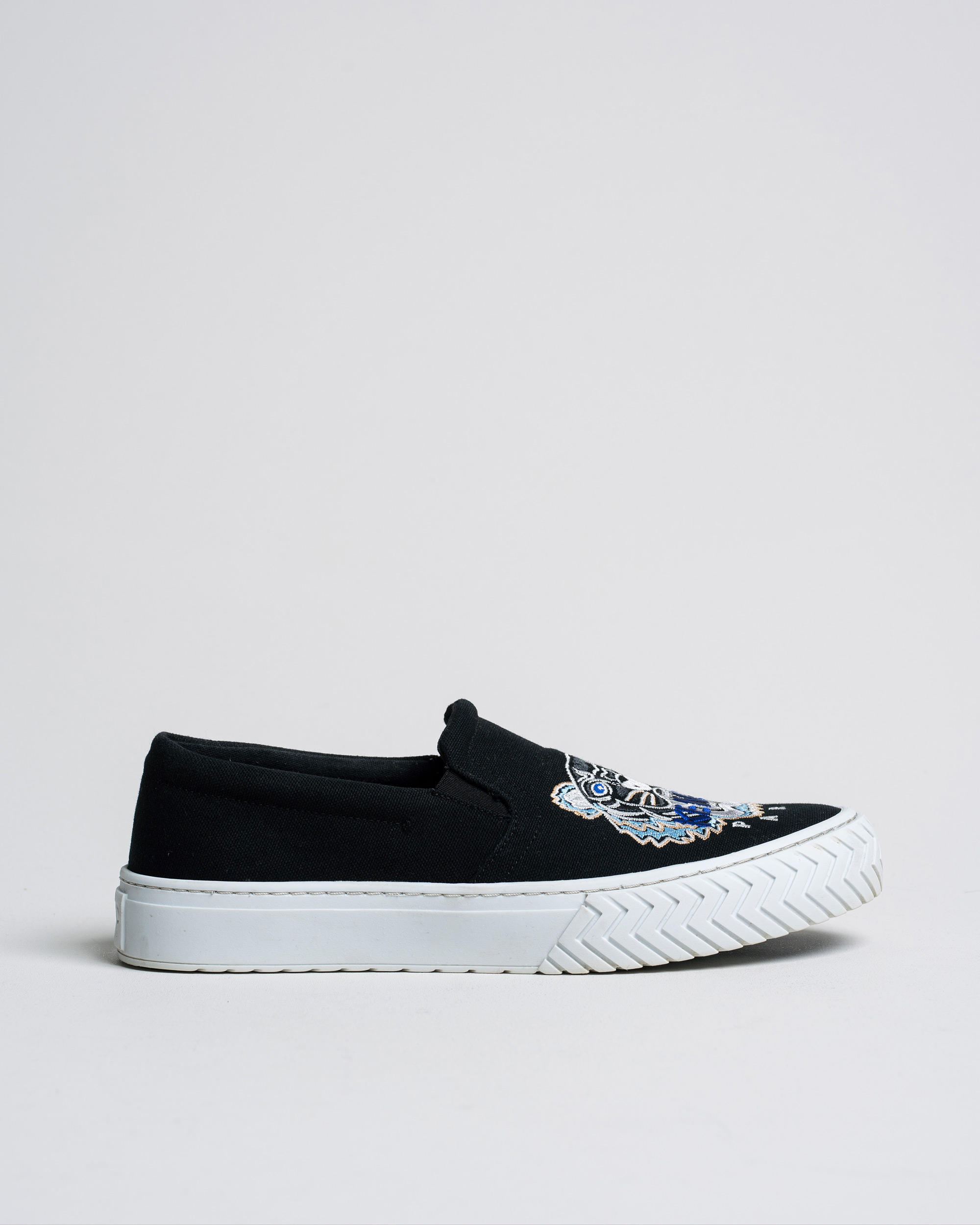 Homme | KENZO Slip-on Canvas Sneakers Black 42 | Pre-owned | KENZO Slip-on Canvas Sneakers Black 42